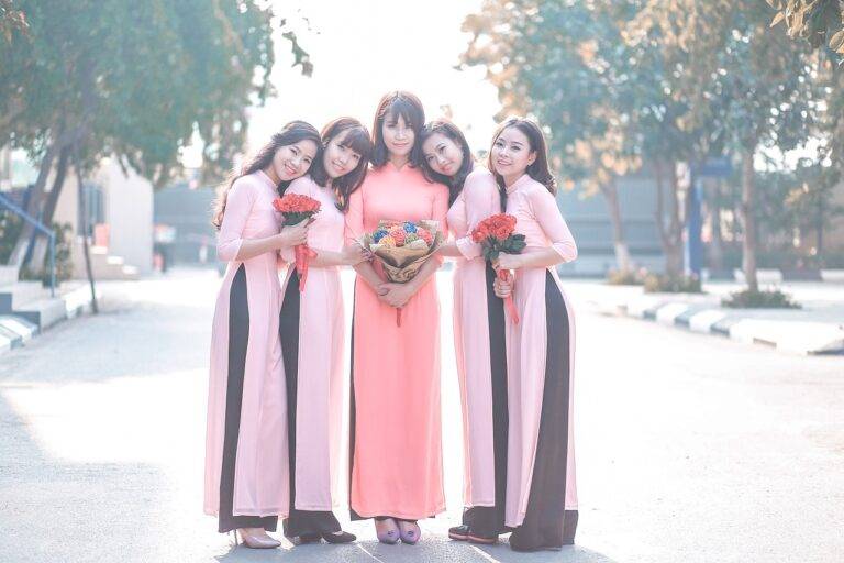 Crafting a Relaxing Home Environment: Tips for Creating a Sanctuary